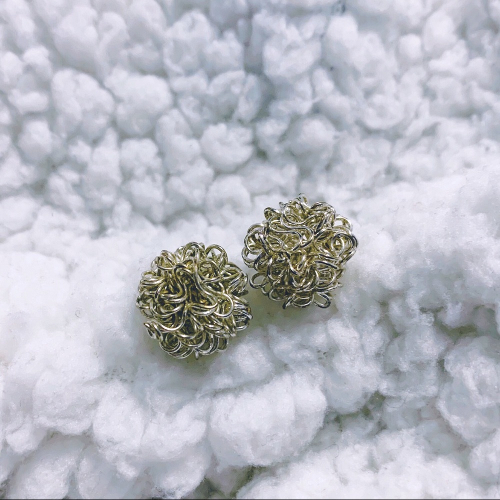 Silver tone Tangled Yarn Ball Stud Earrings